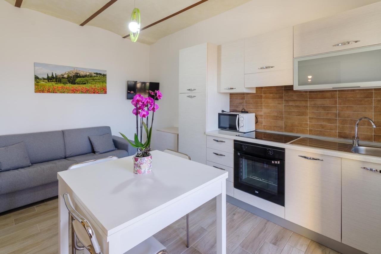 Il Tramonto Holidays Apartment Trevi Bagian luar foto